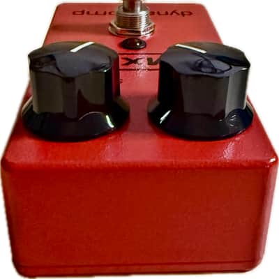 MXR M102 Dyna Comp 1995 - Present - Red image 5
