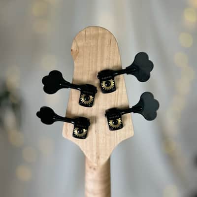 Jacqueline J2-32 32-Inch Medium-Scale Bass in Dragonskin with Fralin Jazz Bass Pickup Set and Leo Quan Badass Hardware image 7
