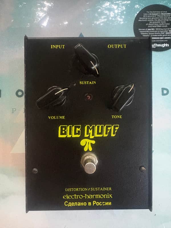 Electro-Harmonix Big Muff Pi (Black Russian) 1998 - 2009 - Black image 1