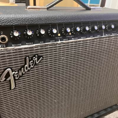 Fender Deluxe 90 2-Channel 90-Watt 1x12" Solid State Guitar Combo 1999 - 2002 - Black image 3