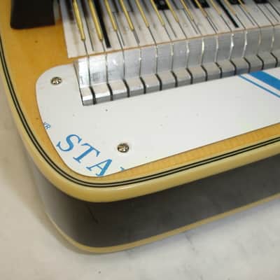 Oscar Schmidt OS10021 Centurion 21-Chord Autoharp w/ Bag image 4