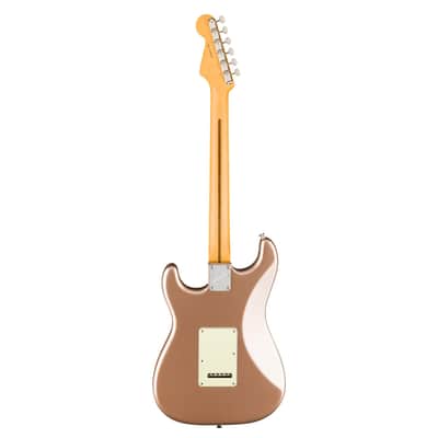 Fender American Professional Classic Stratocaster - Maple Fingerboard, Faded Firemist Gold image 4