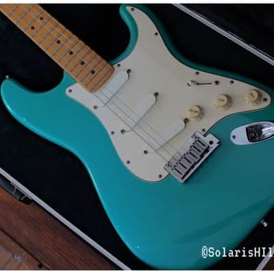 Fender Strat Plus with Maple Fretboard E4 - Ice Blue image 4