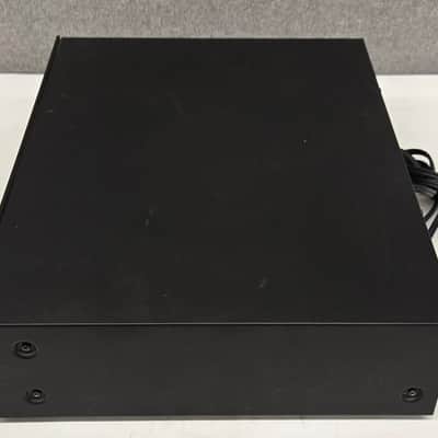 Kenwood DP-M98 6 Disc CD Player For Repair image 3