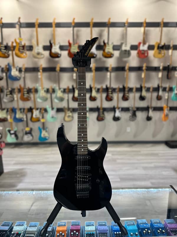 Used USA Kramer Pacer Black w/case TSS4027 image 1