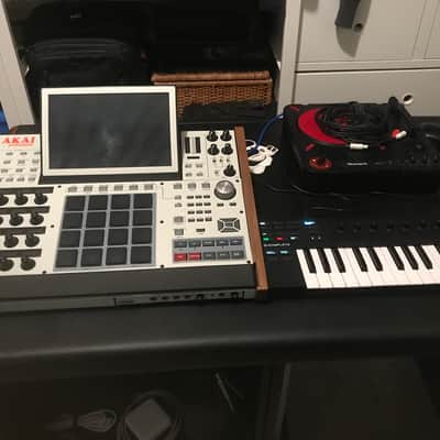 Akai Akai Mpc X 2021 image 2