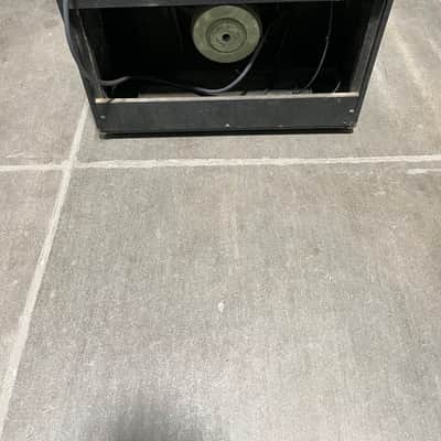 Gibson Gibson solid-state guitar combo amplifier, likely from the G-series (such as the G50 or G70) 1970 image 6