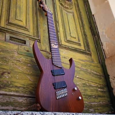 MC Guitars MC-72 | Multiscale | 7 stringer 2016 Natural Walnut image 3