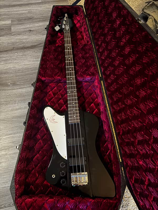 Rare Dillion Thunderbird Bass: $750 (80% Off MSRP!)