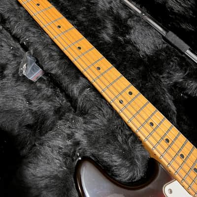 Fender American Standard Stratocaster with Maple Fretboard 1986 - 1993 - Brown Sunburst image 3