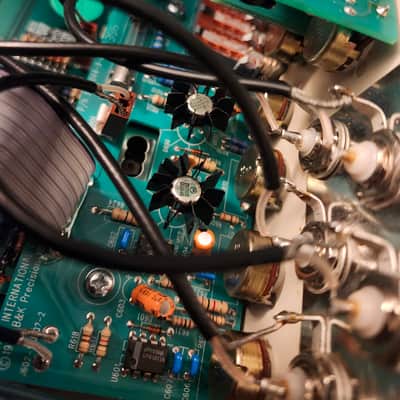 B&K Precision 4040 20 MHz Sweep/Function Generator 1995 image 9
