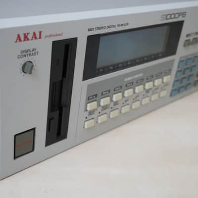 Akai • S1000PB MIDI Stereo Digital Sampler (1988) /// Serviced w/new PSU, RAM card and SCSI card image 3