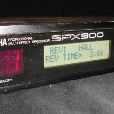 Yamaha SPX900 Professional Multi-Effect Processor POWERS ON AS-IS NEEDS WORK image 4
