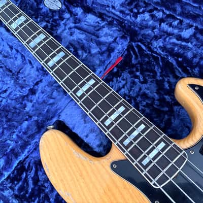 Fender Custom Shop Limited Edition Heavy Relic Jazz Bass - Aged Natural image 3