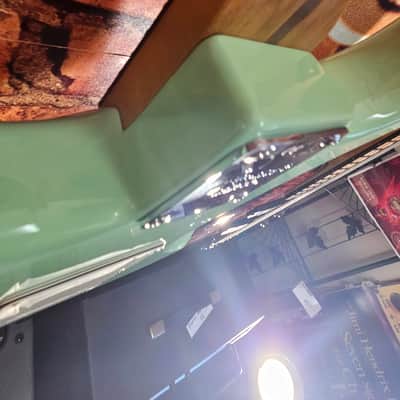 Fender American Pro Stratocaster 2019 - Sea Foam Green image 15