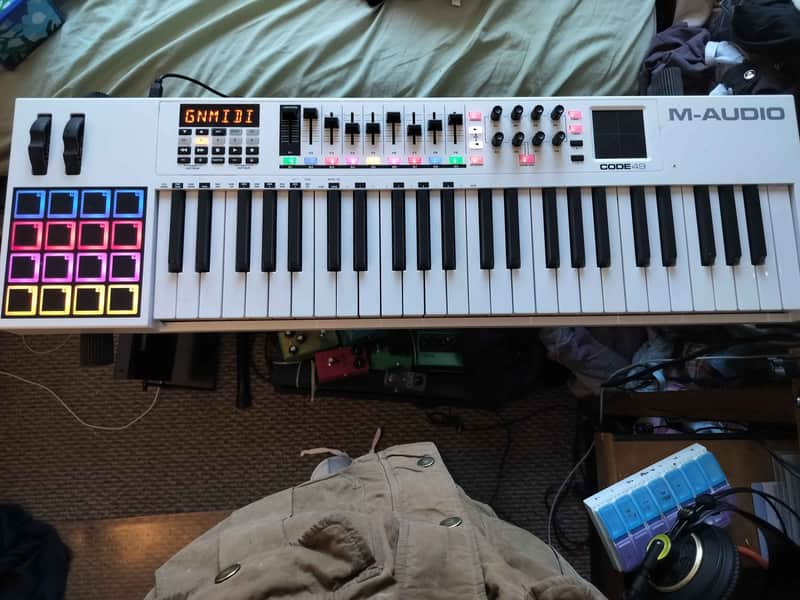 M-Audio Code 49 USB MIDI Keyboard Controller 2010s - White image 1