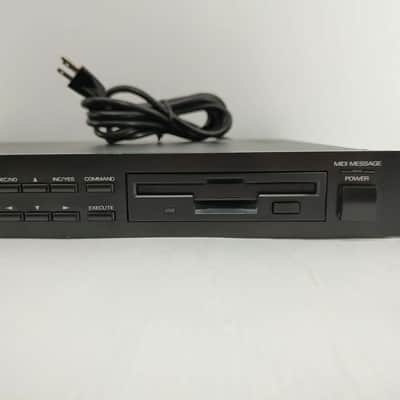Roland S-330 Digital Sampler 1987 - 1988 - Black image 3
