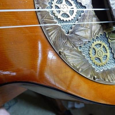 Lightnin Resophonic tenor resonator ukulele  2011 Sunburst image 11