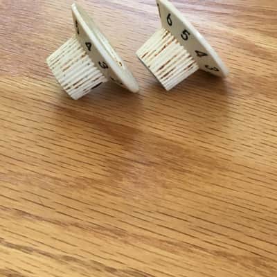 Two Vintage Spec Relic Jazzmaster Knobs Slotted Set Screws CTS Fender Witch Hats image 4