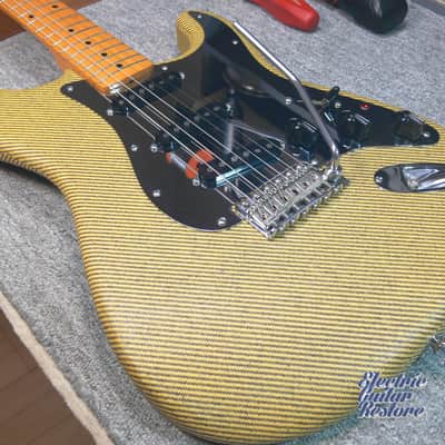 1999 Fender Japan Stratocaster - Tweed modified sample image 4