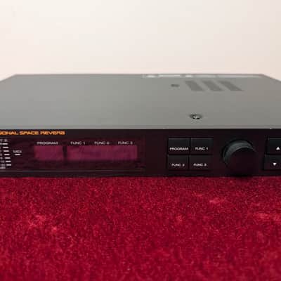 Immagine Roland SRV-330 Dimensional Space Reverb 1993 - 1998 - Black Rackmount Rack Mount Effects Unit - 6