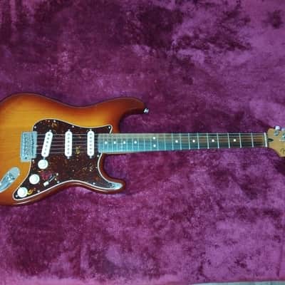 Fender Stratocaster 2019 - sienna-burst-brown image 2