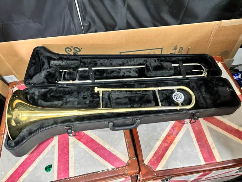 Jupiter JTB700 Bb Tenor Trombone w Case Bild 1