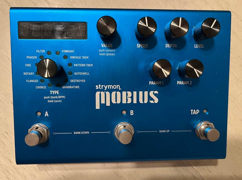 Strymon Mobius