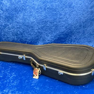 Hiscox PRO-II-GCL-L-B/S Classical Guitar Hard Case, Large Size - B-Stock image 2