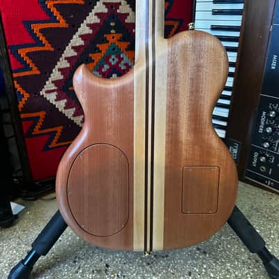 2025 Alembic Crest Bass with Walnut top image 2