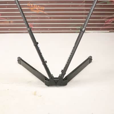 Ultimate Support V-Stand Pro V-Style Keyboard Stand Black image 1