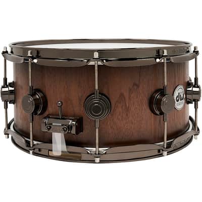 DW Pure Walnut Snare Drum - Regular 14 x 6.5 in. Satin Quick Ebony Burst image 3