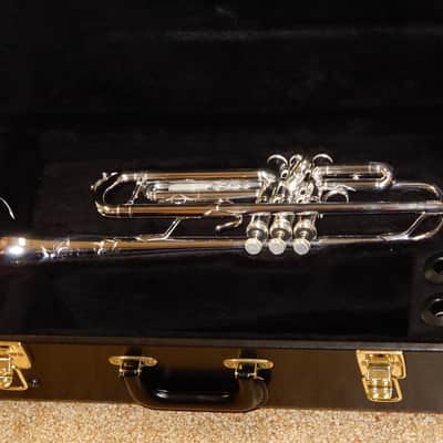 Bach TR200S Series Bb Trumpet Silver-Plated image 1