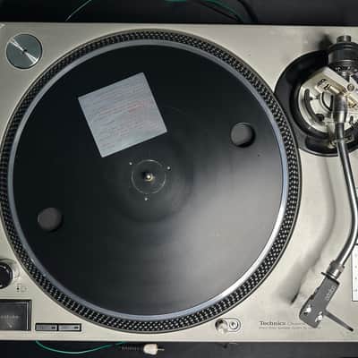 Technics SL-1200MK2 — working direct-drive DJ turntable image 2