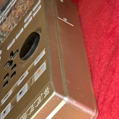 Zoom MRS-1044CD MultiTrak Recording studio w/ CD Burner - Bronze coloring image 3