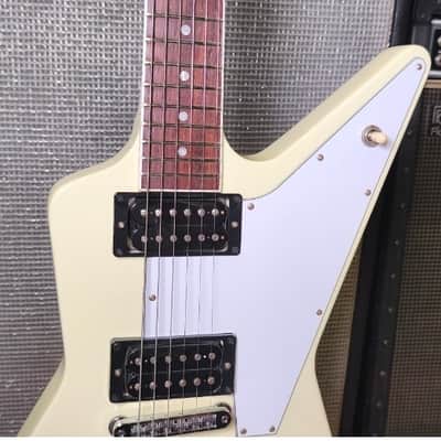 Gibson '70s Explorer 2023 - Present - Classic White image 6