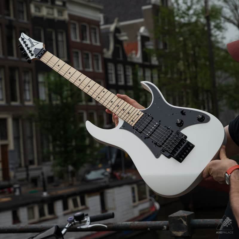 Ibanez Genesis RG550 - White Flat image 1
