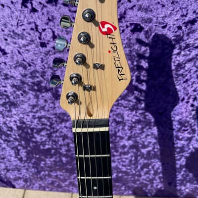 Fretlight FG-5 Beginner Electric Guitar with Built-In Lighted Learning System image 4