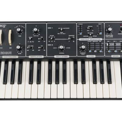Moog Rogue Analog Keyboard Synthesizer
