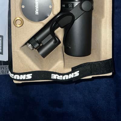 Shure SM7B Cardioid Dynamic Microphone 2001 - Present - Black image 2