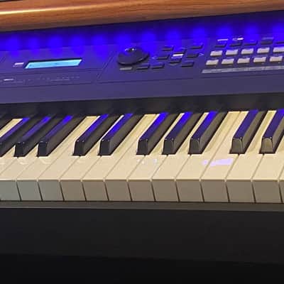 Yamaha MX88 88-Key Synthesizer w/ GHS Key Weighting System