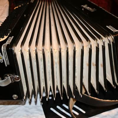 Moreschi & Sons Piano Key Accordion Italy feb25 #E(517c3b) 1940-1970 image 2