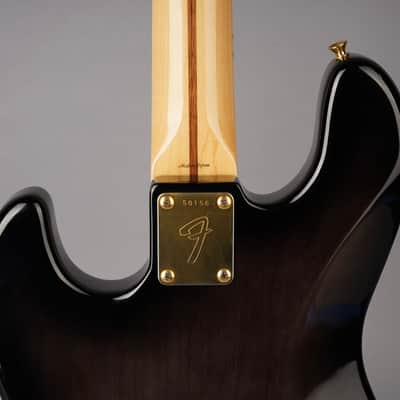 Fender Limited Edition The Ventures Jazz Bass - Japan 1996 - MIJ image 12