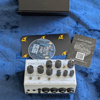 DSM & Humboldt Electronics Simplifier Amp/Cab simulator - Great condition! image 2