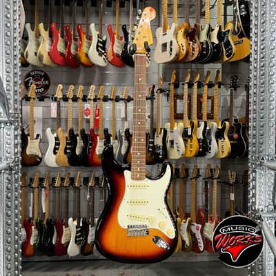 Fender   Stratocaster Classic 60 Sunburst 2017 image 2