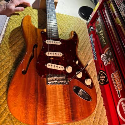 Fender Custom Shop 2020 Artisan Koa Stratocaster NOS image 2