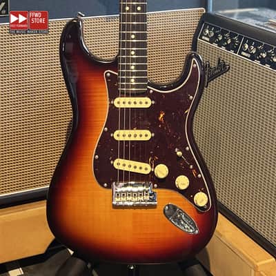 Fender 70th Anniversary American Professional II Stratocaster - Comet Burst image 1