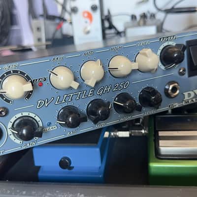 DV Mark DV Little GH 250 Greg Howe Signature 2-Channel 250-Watt Guitar Amp Head 2016 - Present - Blue image 4