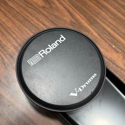 Roland KD-10 V-Kick V-Drum Trigger Pad Bass w/DW 2000 Kick Drum Pedal - X1N4309 image 8