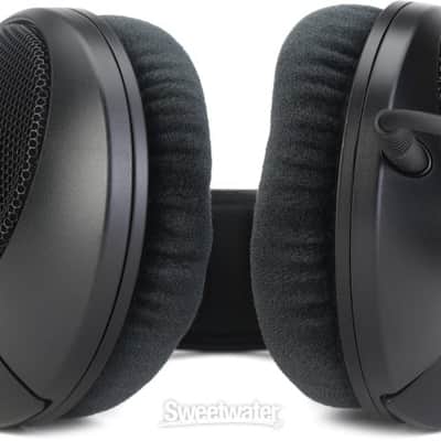 Sennheiser HD 560S Open-back Audiophile Headphones (HD560Sd1) image 2